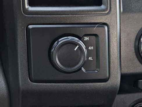 Used 2018 Ford F450 XL w/ STX Appearance Package image 22