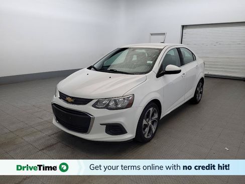 Used 2018 Chevrolet Sonic Premier FWD image 1