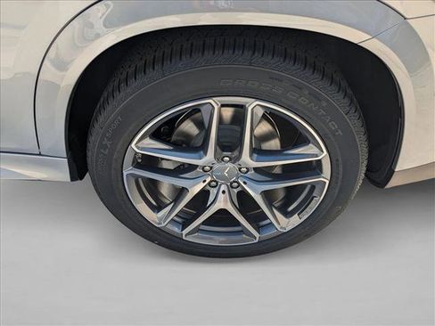 New 2026 Mercedes-Benz GLE 53 AMG 4MATIC Coupe image 9
