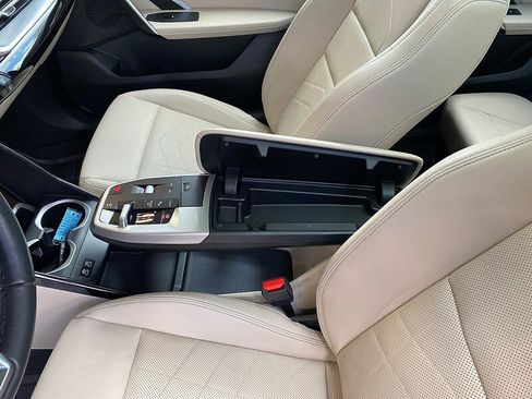Used 2025 BMW X1 xDrive28i w/ Convenience Package AWD/4WD image 59