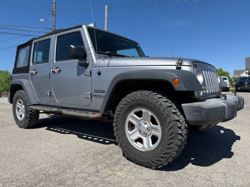 Used 2017 Jeep Wrangler Unlimited Sport AWD/4WD image 13