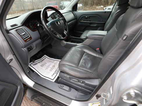 Used 2004 Honda Pilot EX image 16