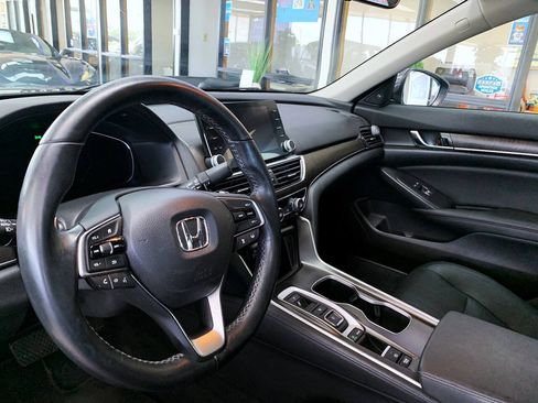 Used 2019 Honda Accord EX-L image 7