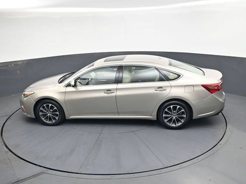 Used 2016 Toyota Avalon XLE Premium FWD image 27