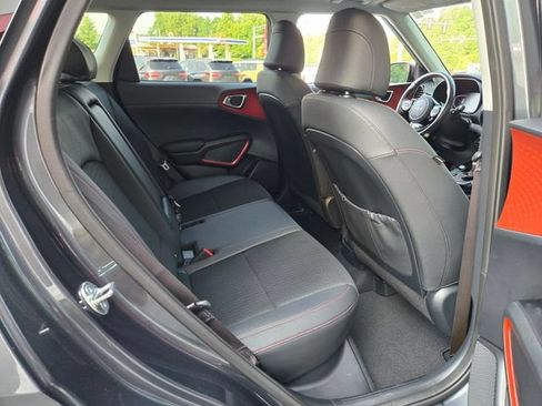 Used 2024 Kia Soul GT-Line FWD image 21