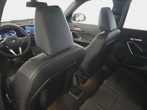 Used 2026 BMW X1 xDrive28i w/ Convenience Package image 9