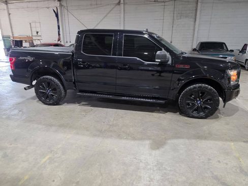 Used 2020 Ford F150 XLT w/ Equipment Group 302A Luxury AWD/4WD image 16