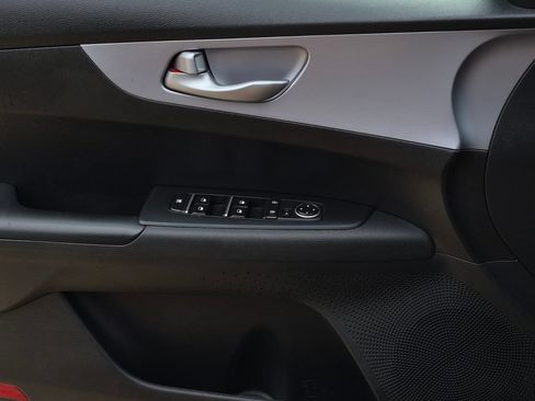Used 2024 Kia Forte LXS FWD image 12