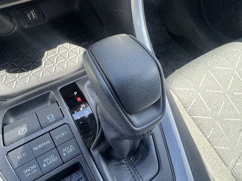 Certified 2025 Toyota RAV4 XLE w/ Convenience Package AWD/4WD image 38