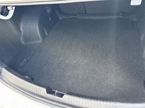 Used 2023 Chevrolet Malibu LT image 23