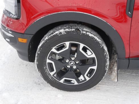 Used 2022 Ford Bronco Sport Outer Banks w/ Tech Package image 8