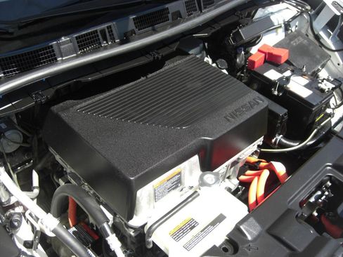 Used 2022 Nissan Leaf S Plus FWD image 23
