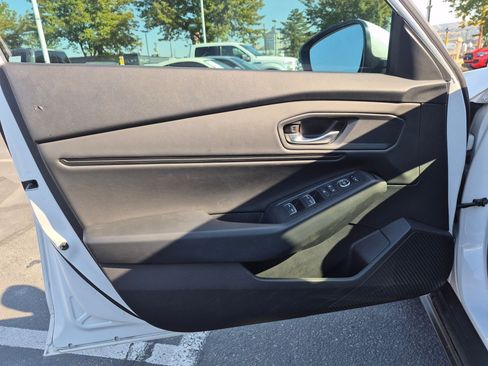 Certified 2023 Honda Accord EX image 14
