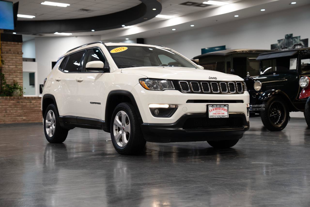 Used 2019 Jeep Compass Latitude w/ Cold Weather Group AWD/4WD image 5