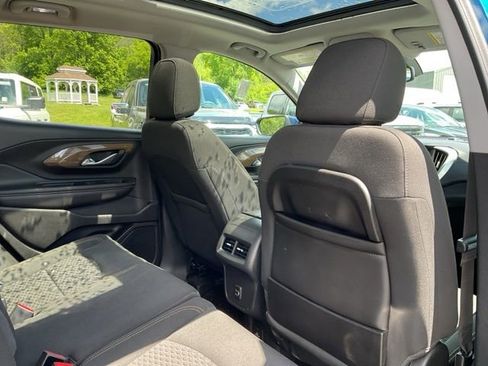 Used 2019 GMC Terrain SLE w/ Driver Convenience Package FWD image 46