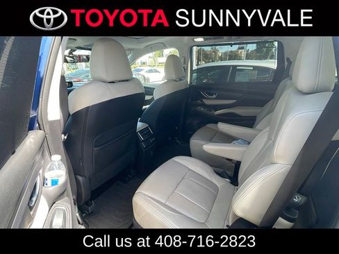 Used 2020 Subaru Ascent Limited w/ Technology Package image 6