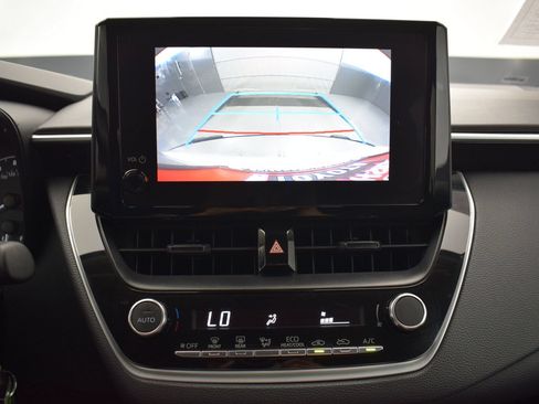Used 2023 Toyota Corolla LE FWD image 15