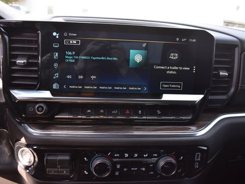 Used 2024 Chevrolet Silverado 1500 LT w/ Z71 Off-Road Package image 20