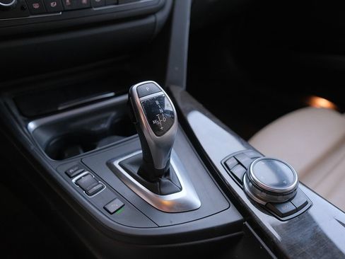 Used 2015 BMW 335i Sedan RWD image 21