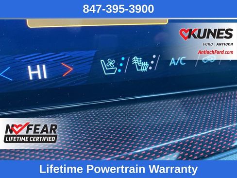 Used 2024 Chevrolet Traverse RS AWD/4WD image 37