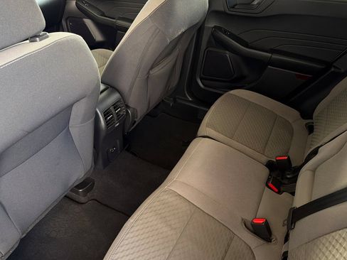 Used 2022 Ford Escape SE w/ SE Sport Appearance Package FWD image 13
