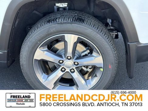 New 2025 Jeep Grand Cherokee L Limited w/ MOPAR Finishing Package image 10