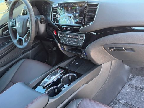 New 2026 Honda Ridgeline Black Edition image 11