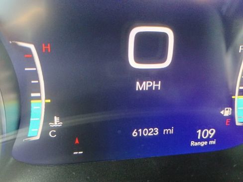 Certified 2024 Chrysler Pacifica Touring-L FWD image 15