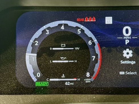 New 2025 Toyota Tacoma TRD Off-Road AWD/4WD image 12