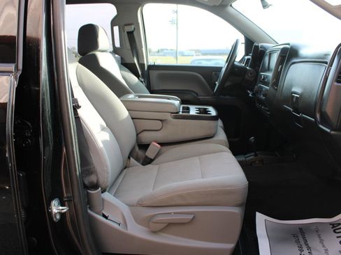 Used 2018 Chevrolet Silverado 1500 Custom w/ Custom Value Package image 44