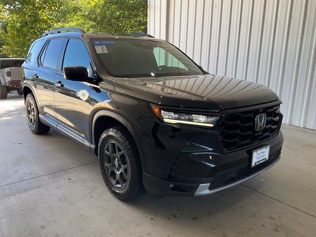 Used 2024 Honda Pilot TrailSport image 27