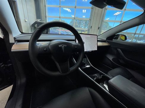 Used 2020 Tesla Model 3 Long Range AWD/4WD image 13