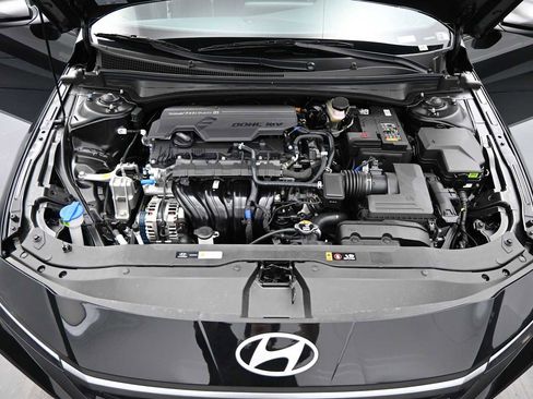 New 2026 Hyundai Elantra Sport FWD image 23