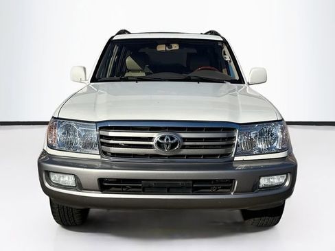 Used 2007 Toyota Land Cruiser w/ Convenience Pkg image 4