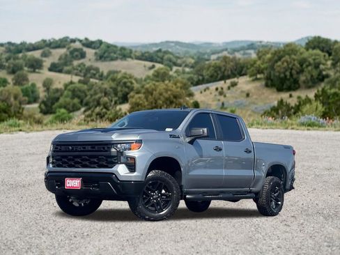 Used 2026 Chevrolet Silverado 1500 Custom Trail Boss w/ Dark Appearance Package AWD/4WD image 1