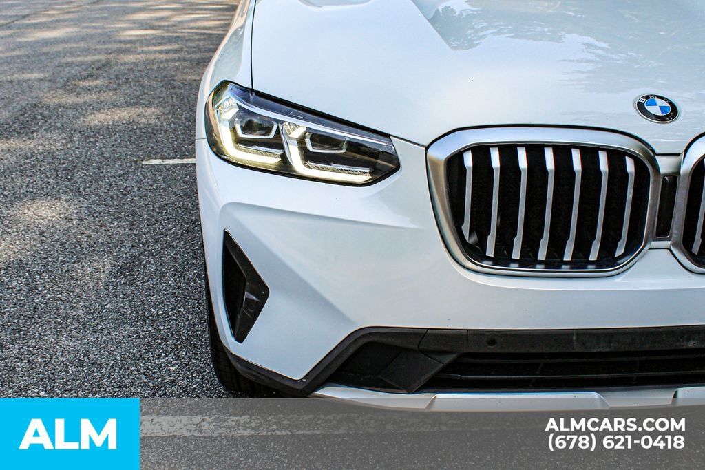 Used 2024 BMW X3 xDrive30i AWD/4WD image 11