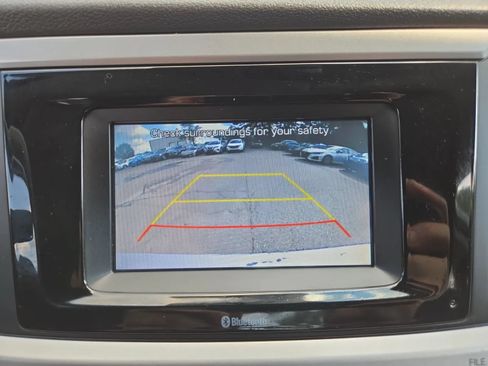 Used 2019 Hyundai Accent SE FWD image 37