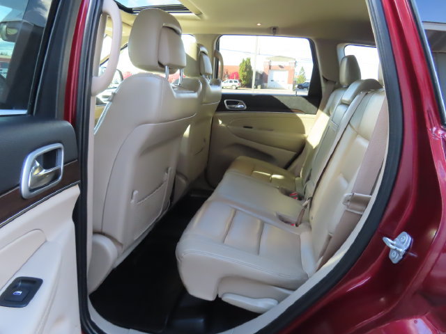 Used 2018 Jeep Grand Cherokee Limited w/ Trailer Tow Group IV AWD/4WD image 24