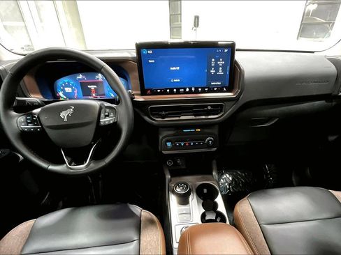 Certified 2025 Ford Bronco Sport Outer Banks w/ Outer Banks Tech Package+ image 14