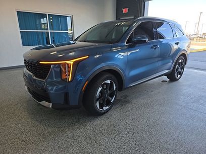Used 2025 Kia Sorento EX