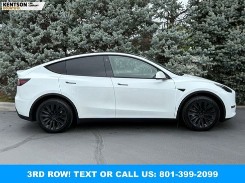 Used 2023 Tesla Model Y Long Range AWD/4WD image 9