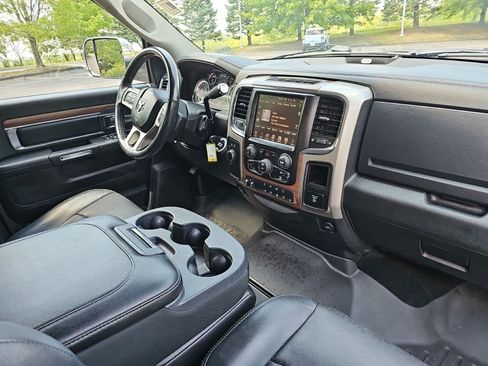Used 2015 RAM 2500 Laramie AWD/4WD image 13