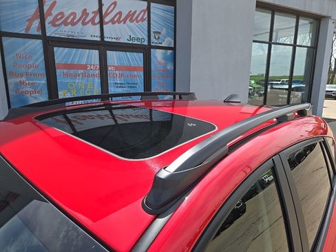 Used 2025 Subaru Crosstrek 2.0i Premium AWD/4WD image 19