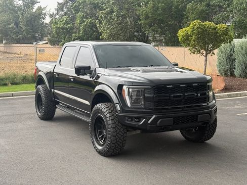 Used 2022 Ford F150 Raptor w/ Equipment Group 801A High AWD/4WD image 2
