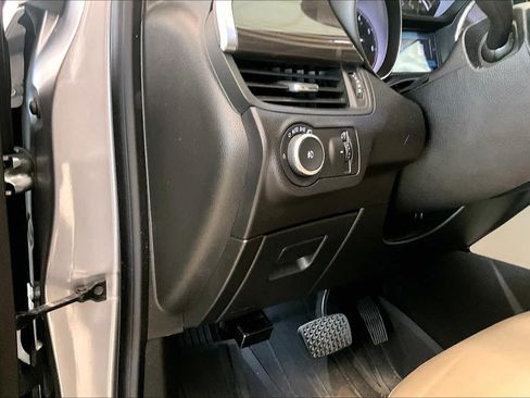 Used 2020 Buick Envision Essence w/ LPO, Cargo Package FWD image 29
