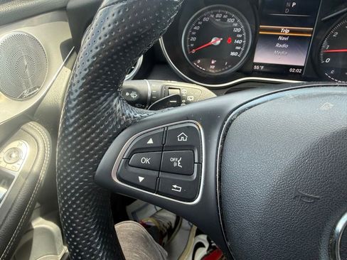 Used 2019 Mercedes-Benz GLC 300 4MATIC image 13