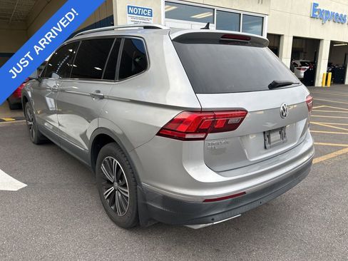 Used 2019 Volkswagen Tiguan SEL FWD image 4