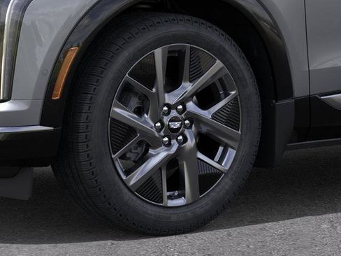 New 2026 Cadillac Optiq Luxury 1 RWD image 9