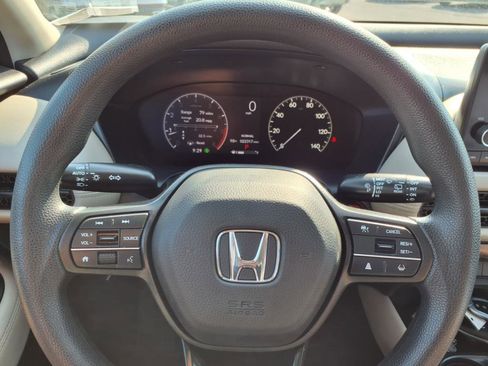 Used 2023 Honda HR-V LX image 31
