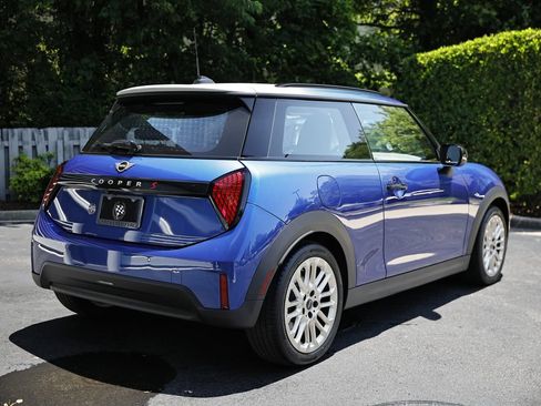 Used 2025 MINI Cooper S FWD image 7